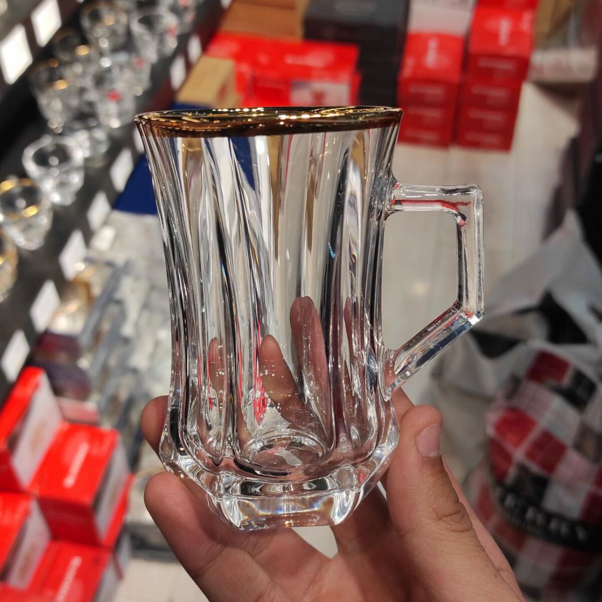 استکان گلکسی لب‌طلا